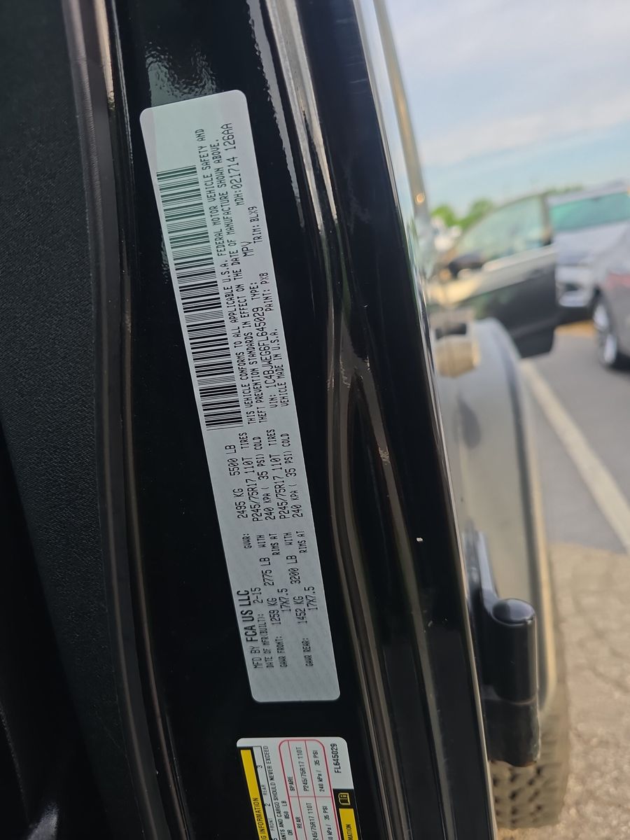 2015 Jeep Wrangler Unlimited Sahara Wrangler X AWD