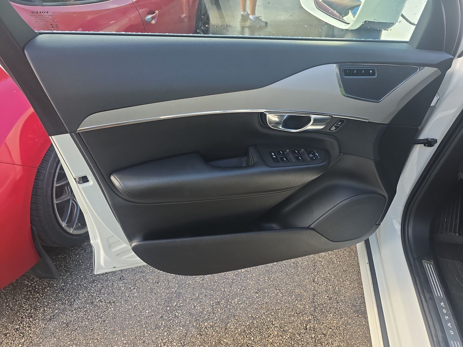 2022 Volvo XC90 T5 Momentum AWD