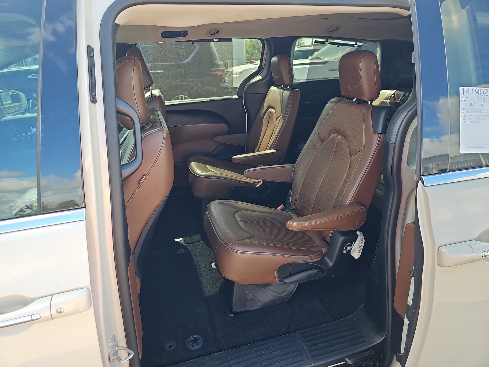 2019 Chrysler Pacifica Limited FWD