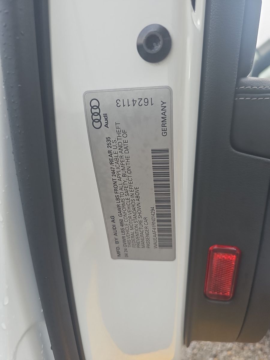 2024 Audi A4 Sedan Progressiv AWD