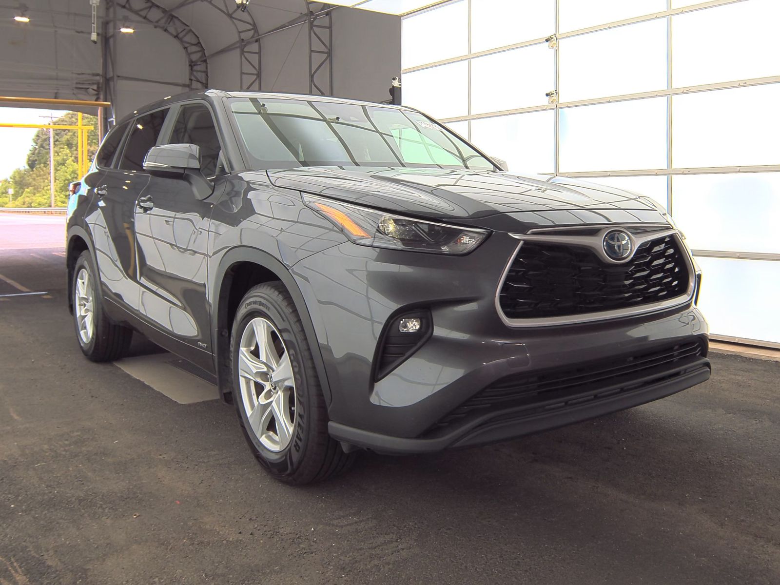 2023 Toyota Highlander Hybrid LE AWD