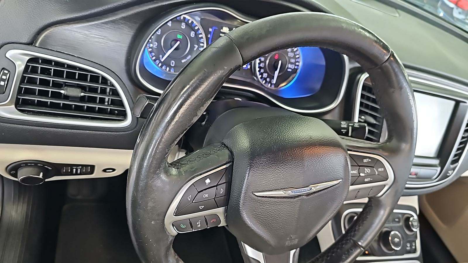 2017 Chrysler 200 Limited Platinum FWD