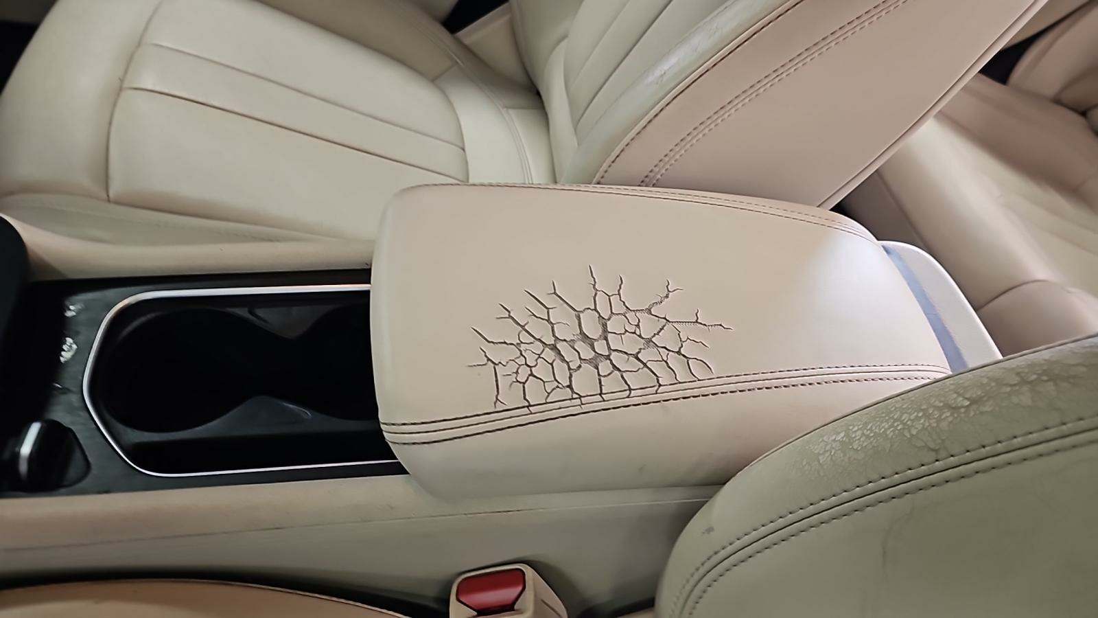 2017 Chrysler 200 Limited Platinum FWD