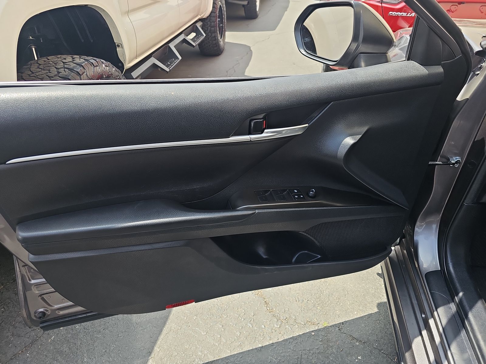2023 Toyota Camry SE FWD