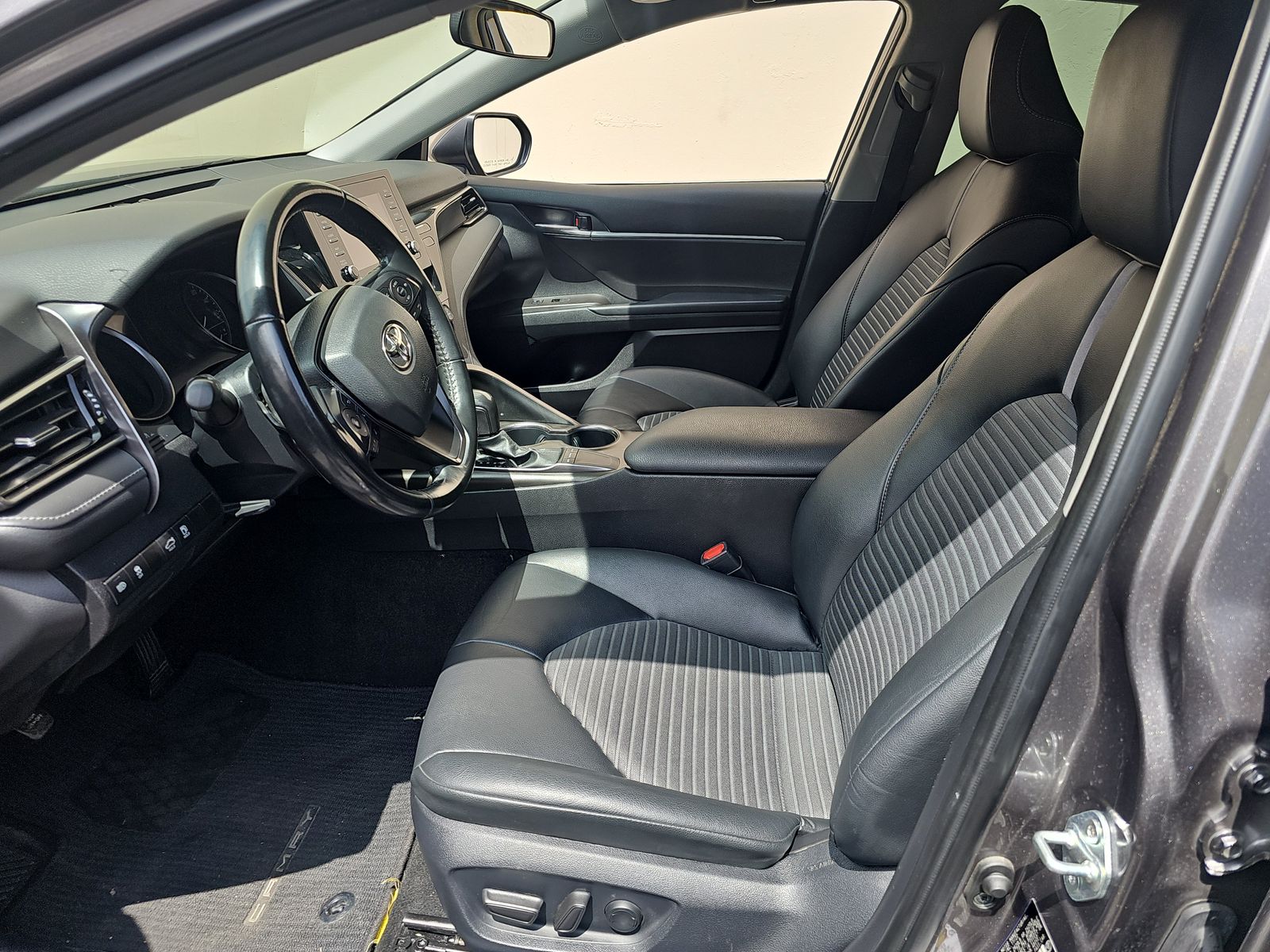 2023 Toyota Camry SE FWD