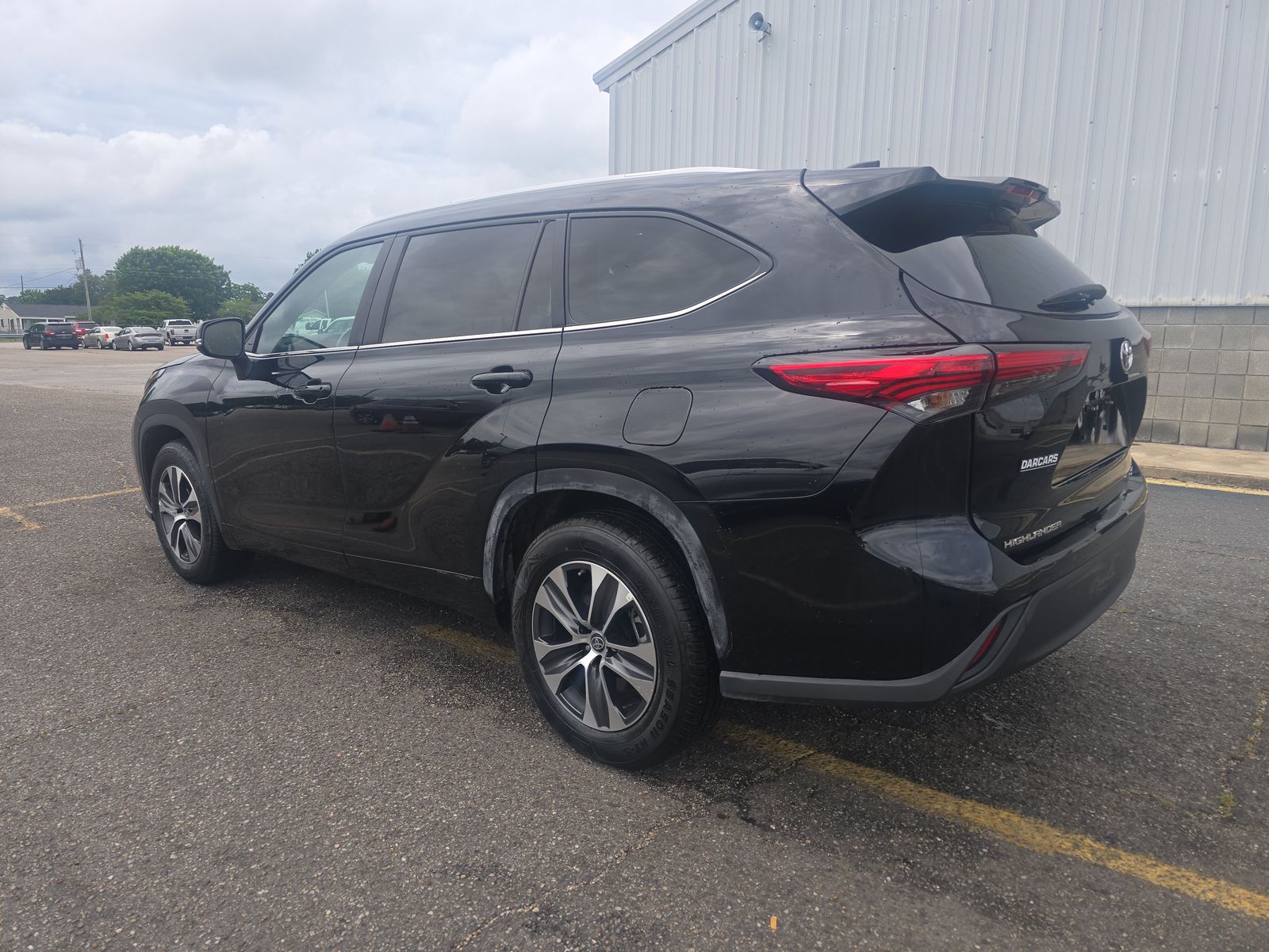 2023 Toyota Highlander XLE FWD