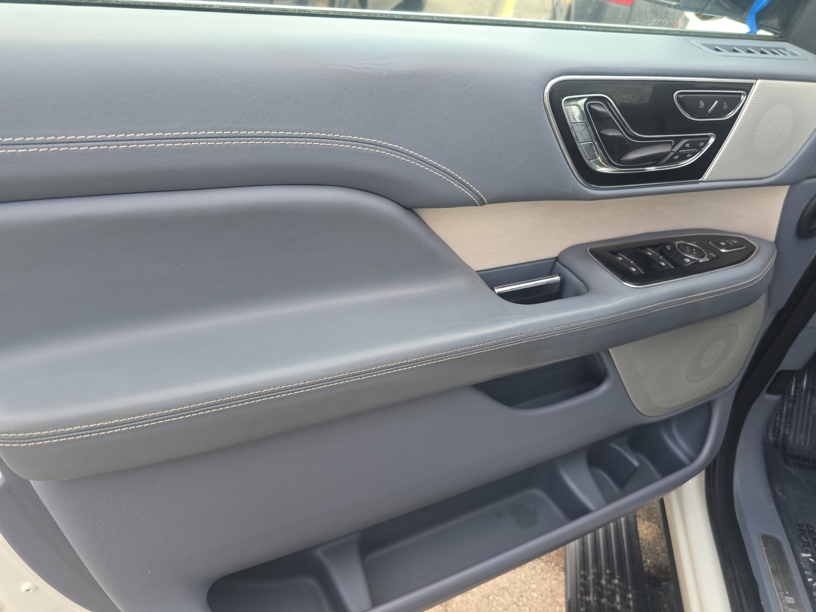 2022 Lincoln Navigator Black Label AWD