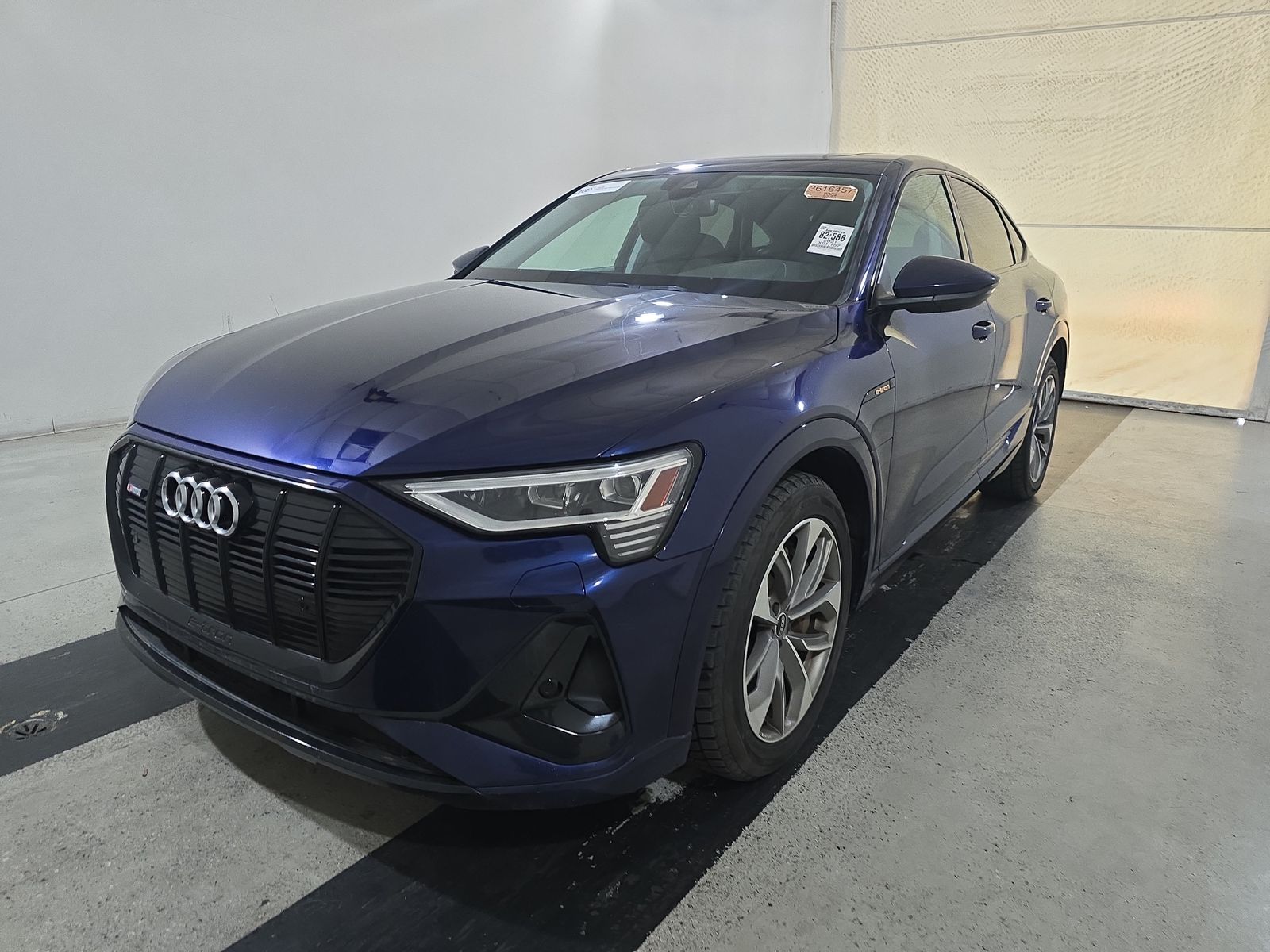 2021 Audi e-tron Premium AWD