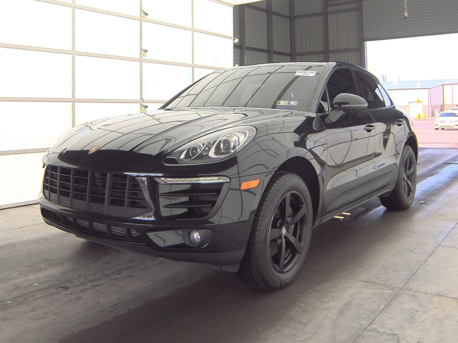 2017 Porsche Macan Base AWD