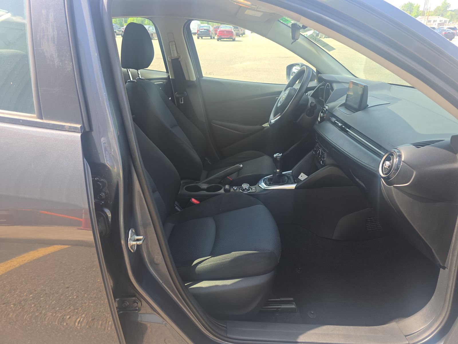 2019 Toyota Yaris LE FWD
