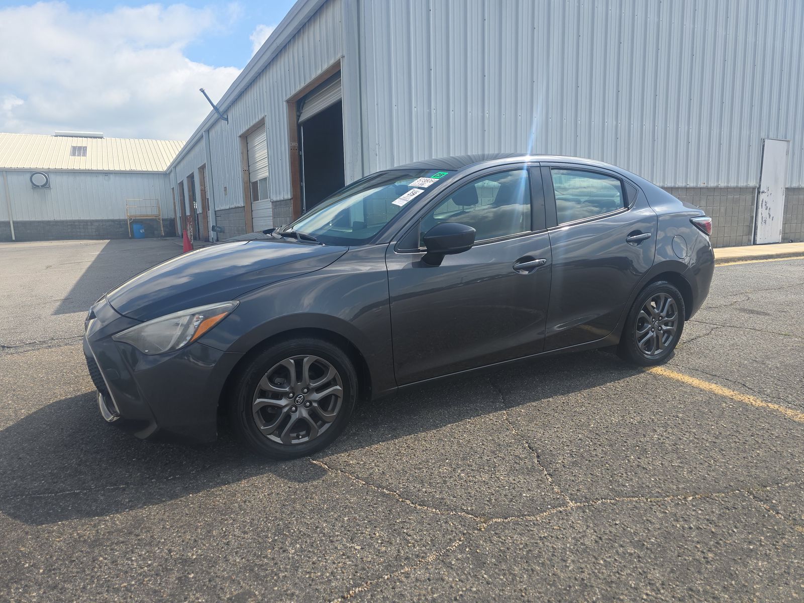 2019 Toyota Yaris LE FWD