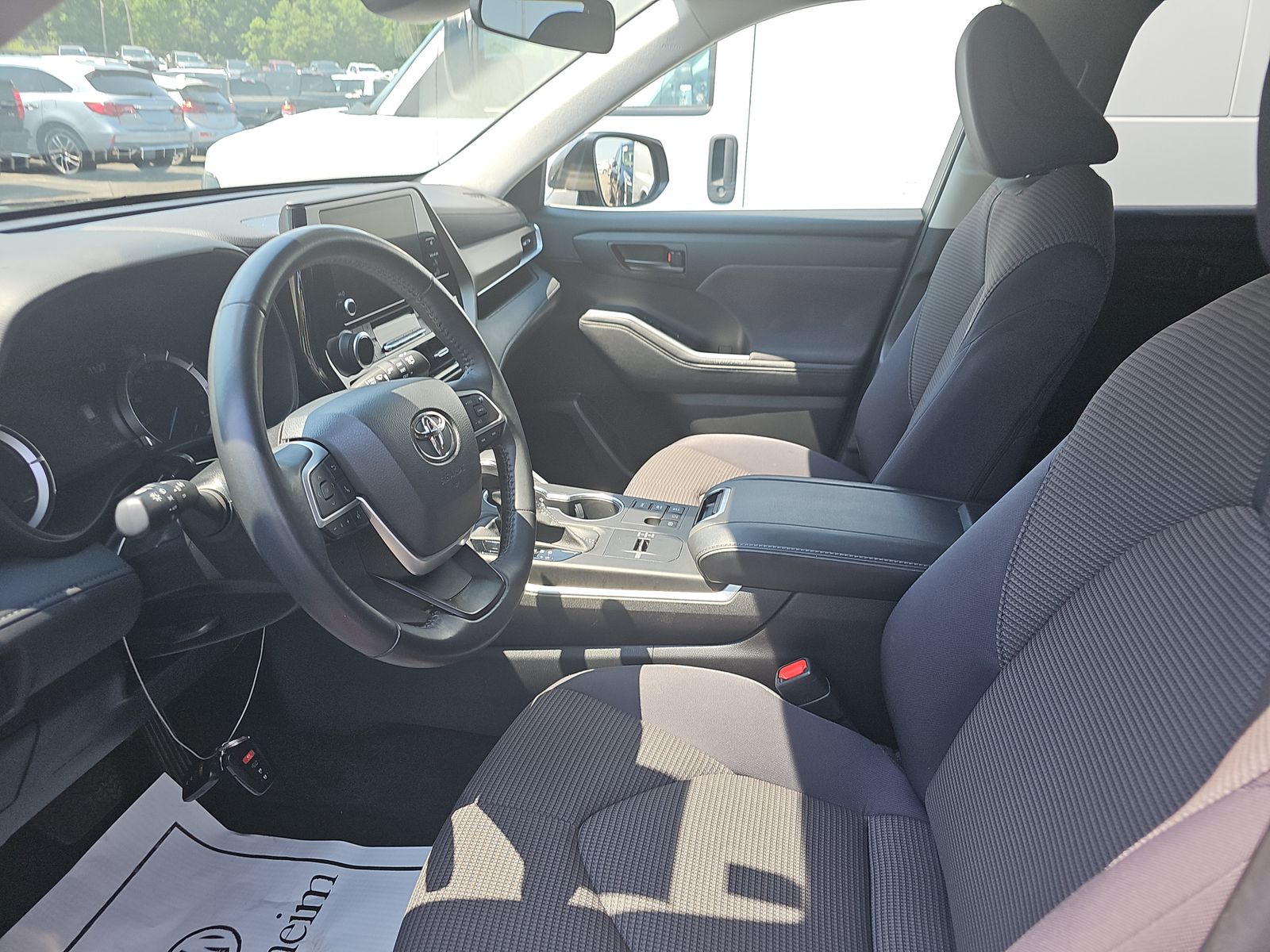 2023 Toyota Highlander Hybrid LE AWD