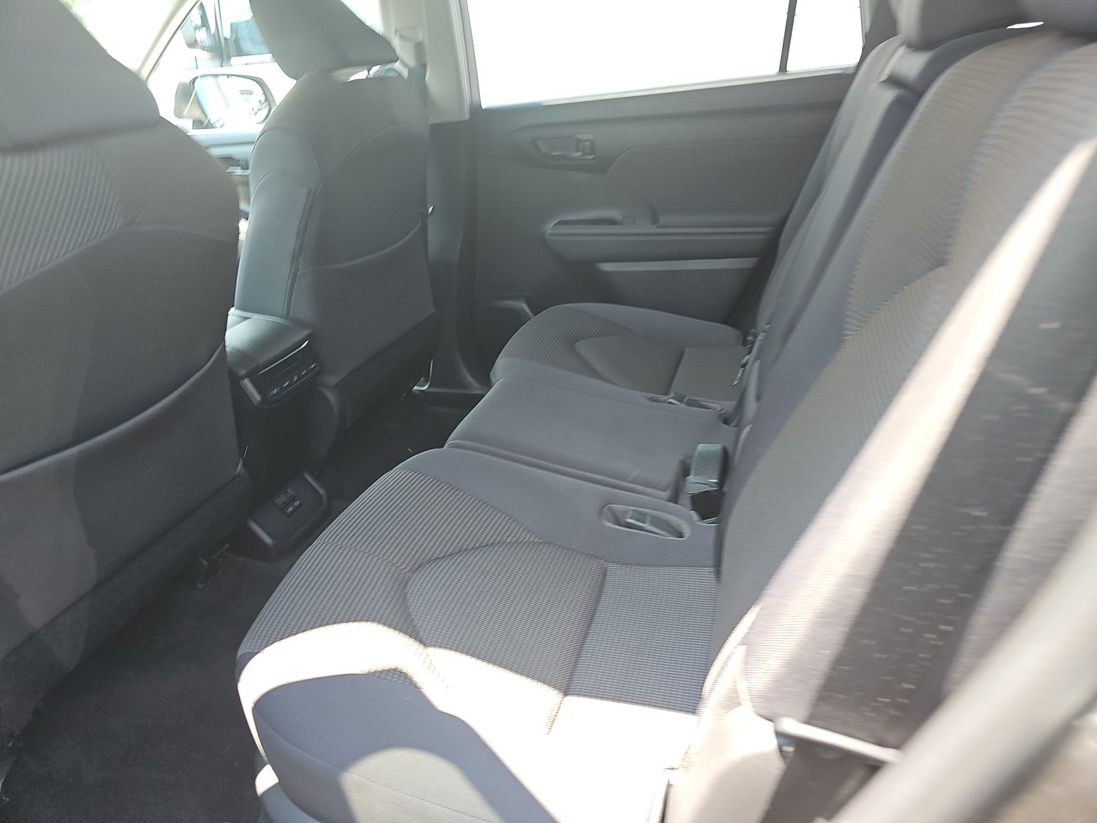 2023 Toyota Highlander Hybrid LE AWD