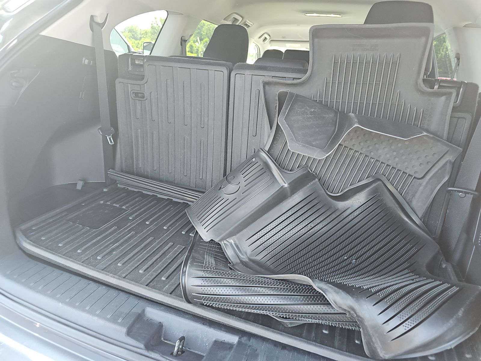 2023 Toyota Highlander Hybrid LE AWD