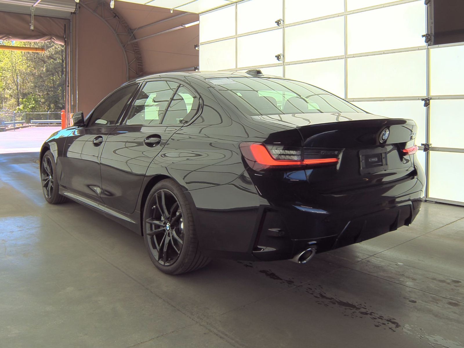 2024 BMW 3 Series 330i RWD