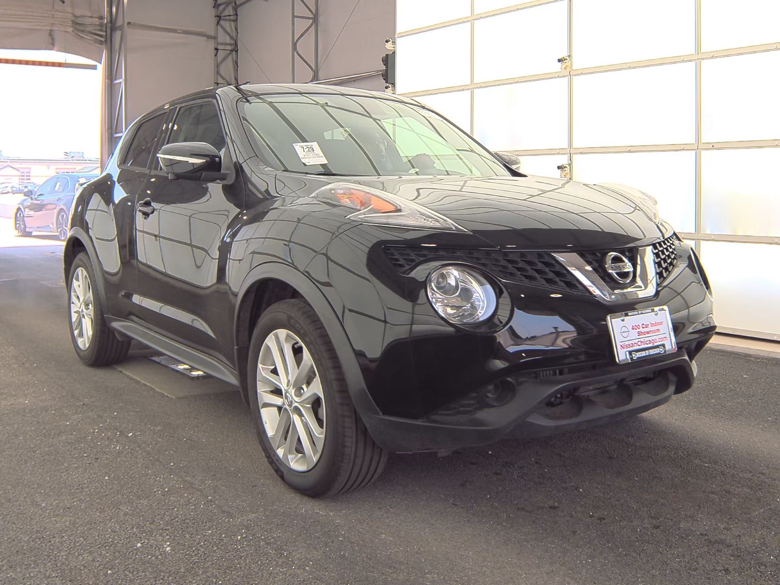 2016 Nissan JUKE SV FWD