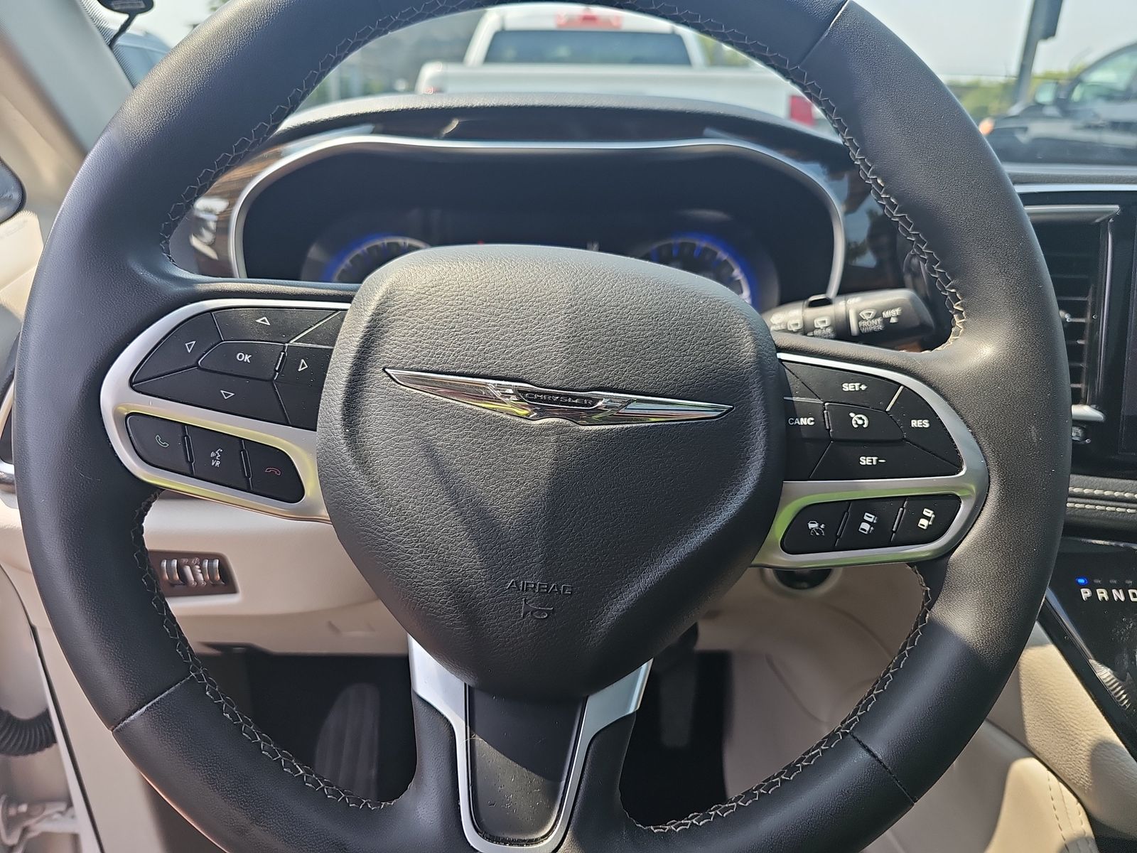 2022 Chrysler Pacifica Limited AWD