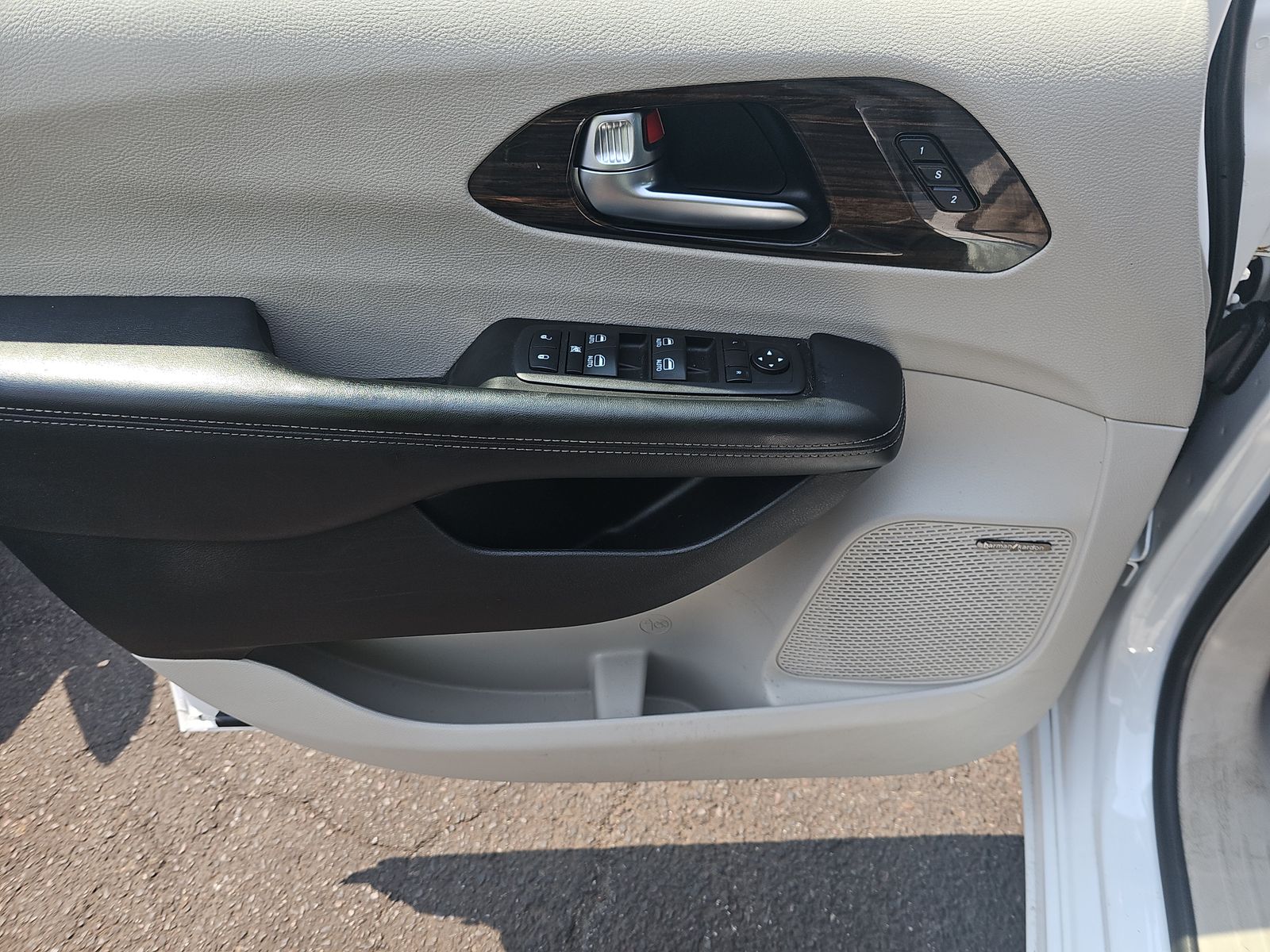 2022 Chrysler Pacifica Limited AWD