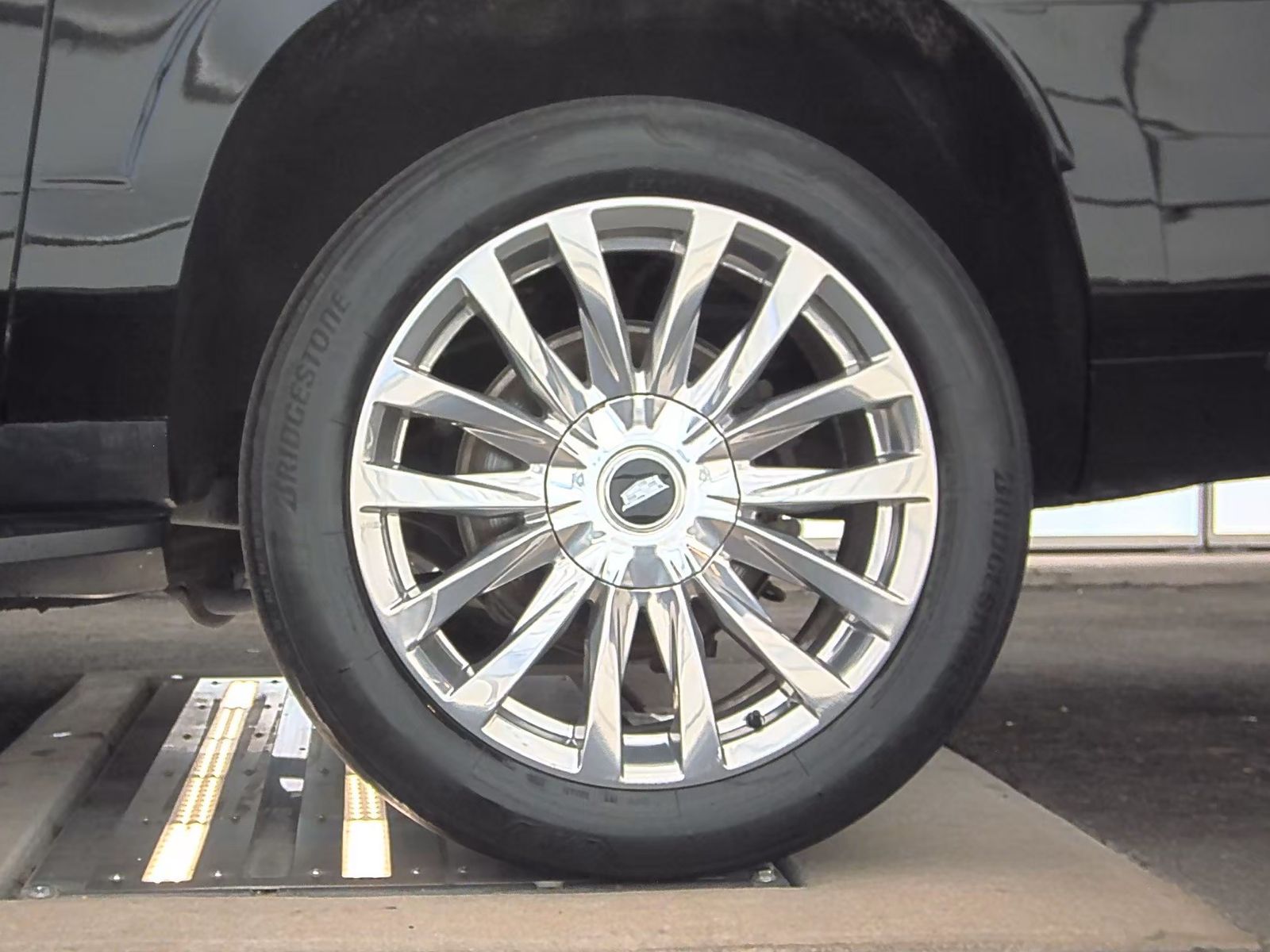 2022 Cadillac Escalade ESV Luxury RWD