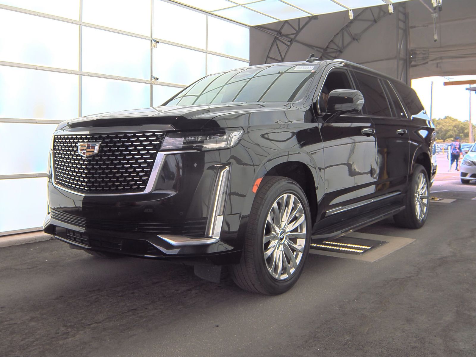 2022 Cadillac Escalade ESV Luxury RWD