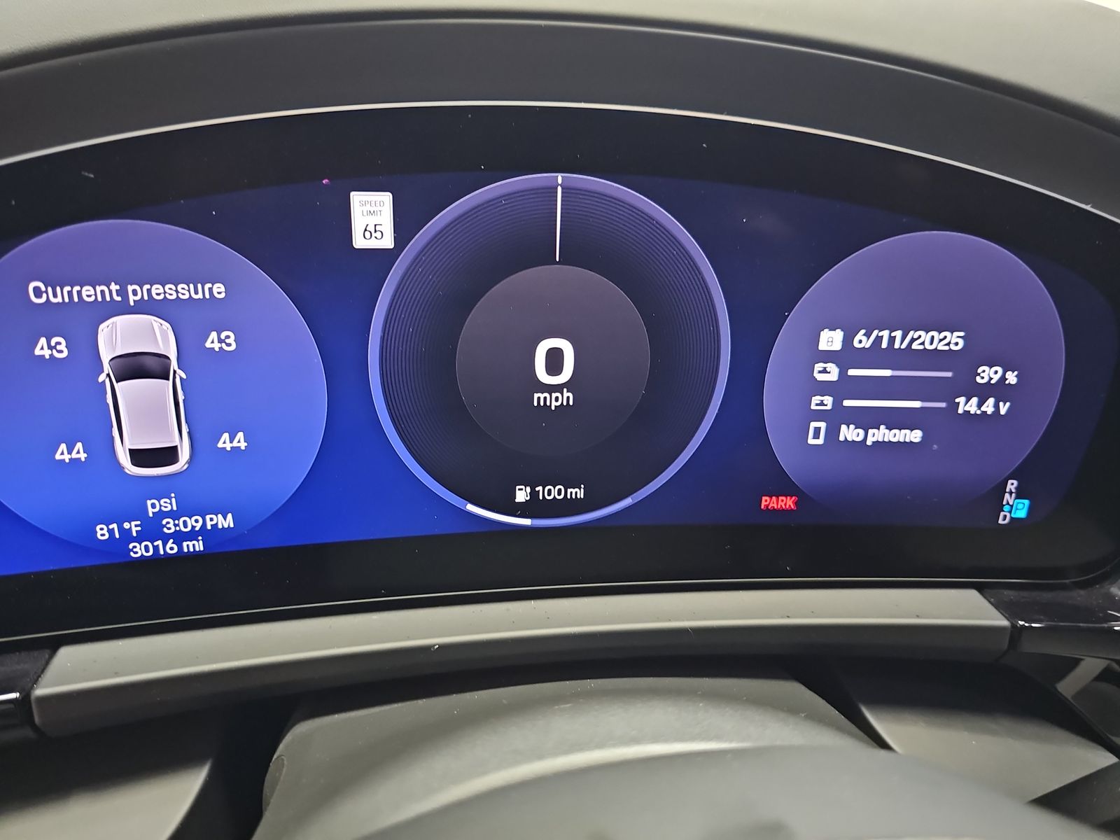 2024 Porsche Macan Electric Turbo AWD