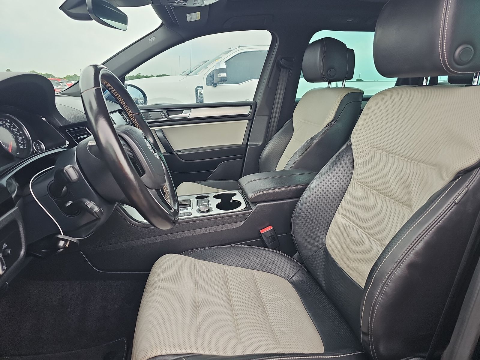 2017 Volkswagen Touareg 3.6L Wolfsburg Edition AWD