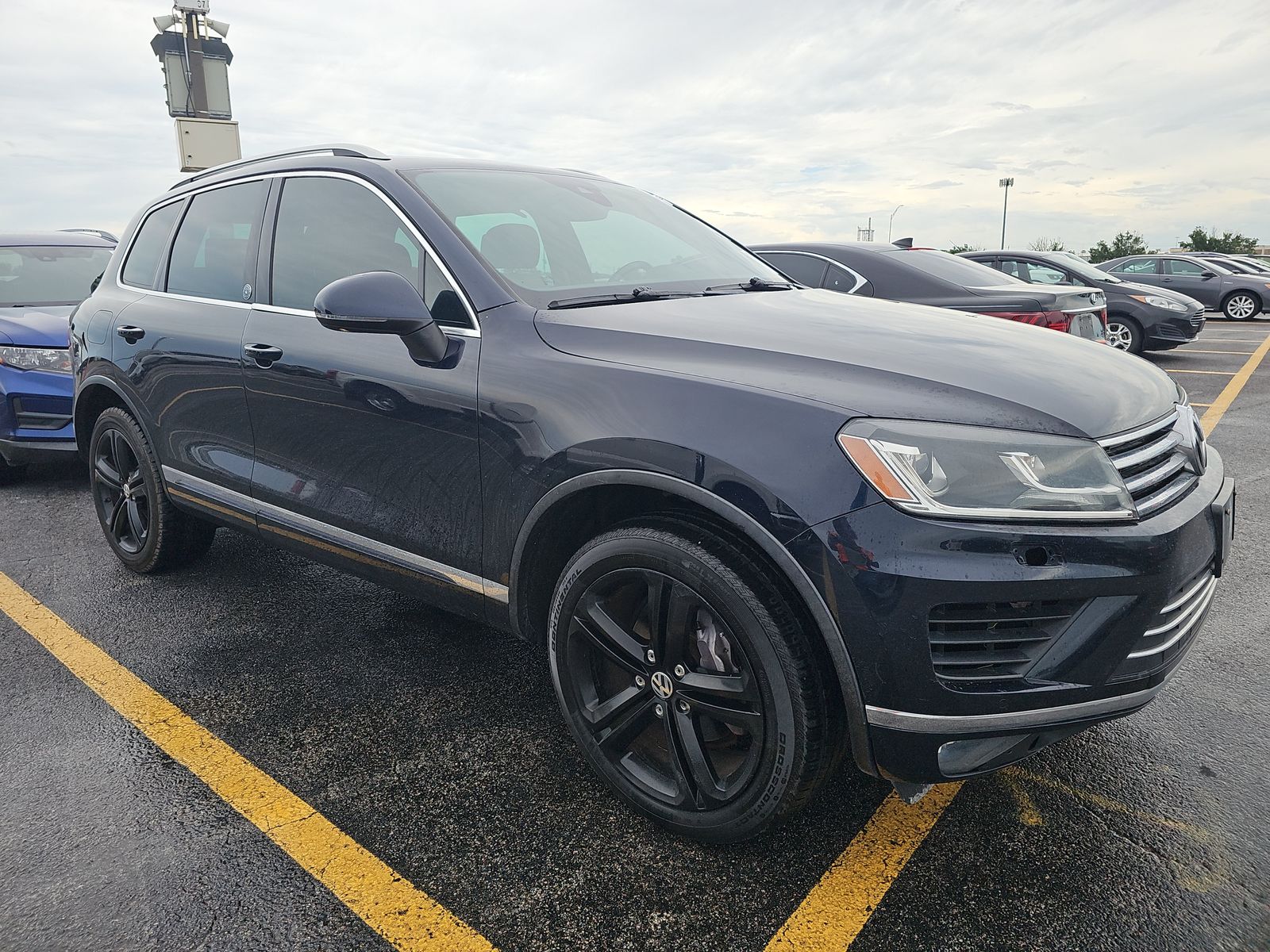 2017 Volkswagen Touareg 3.6L Wolfsburg Edition AWD