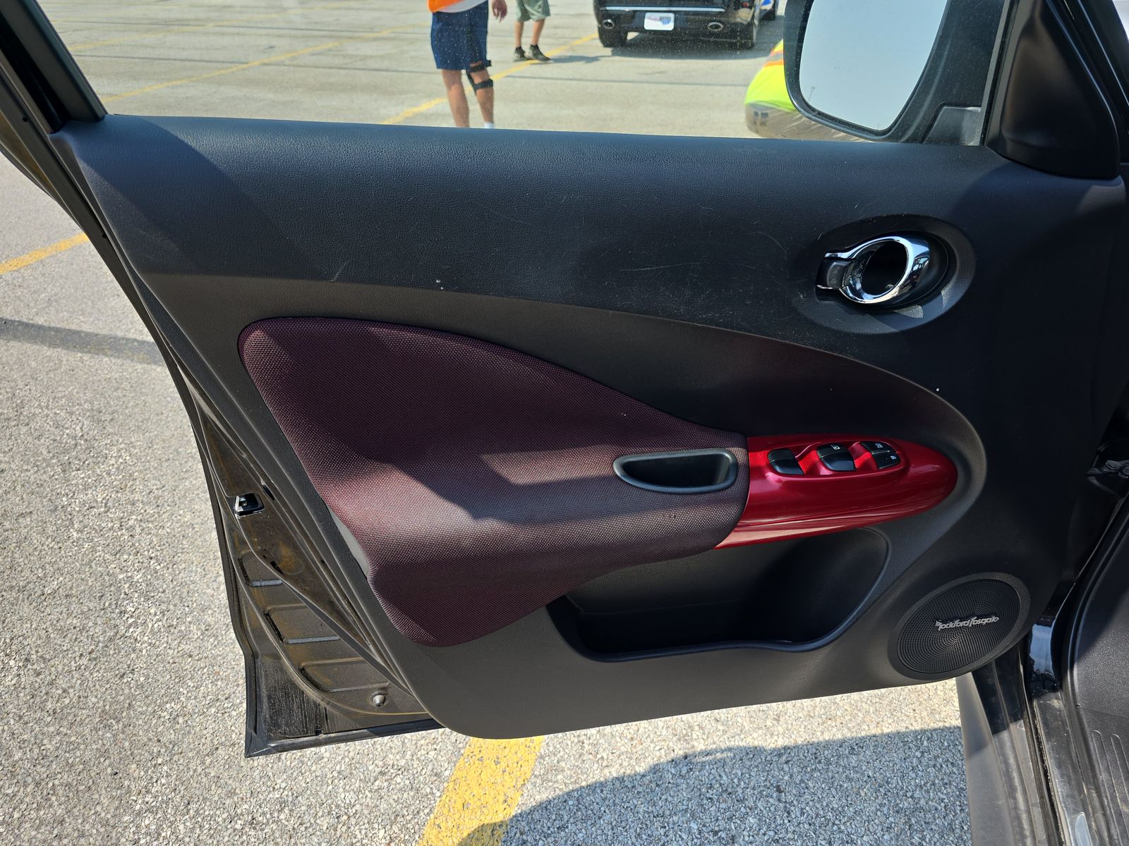 2016 Nissan JUKE SV FWD