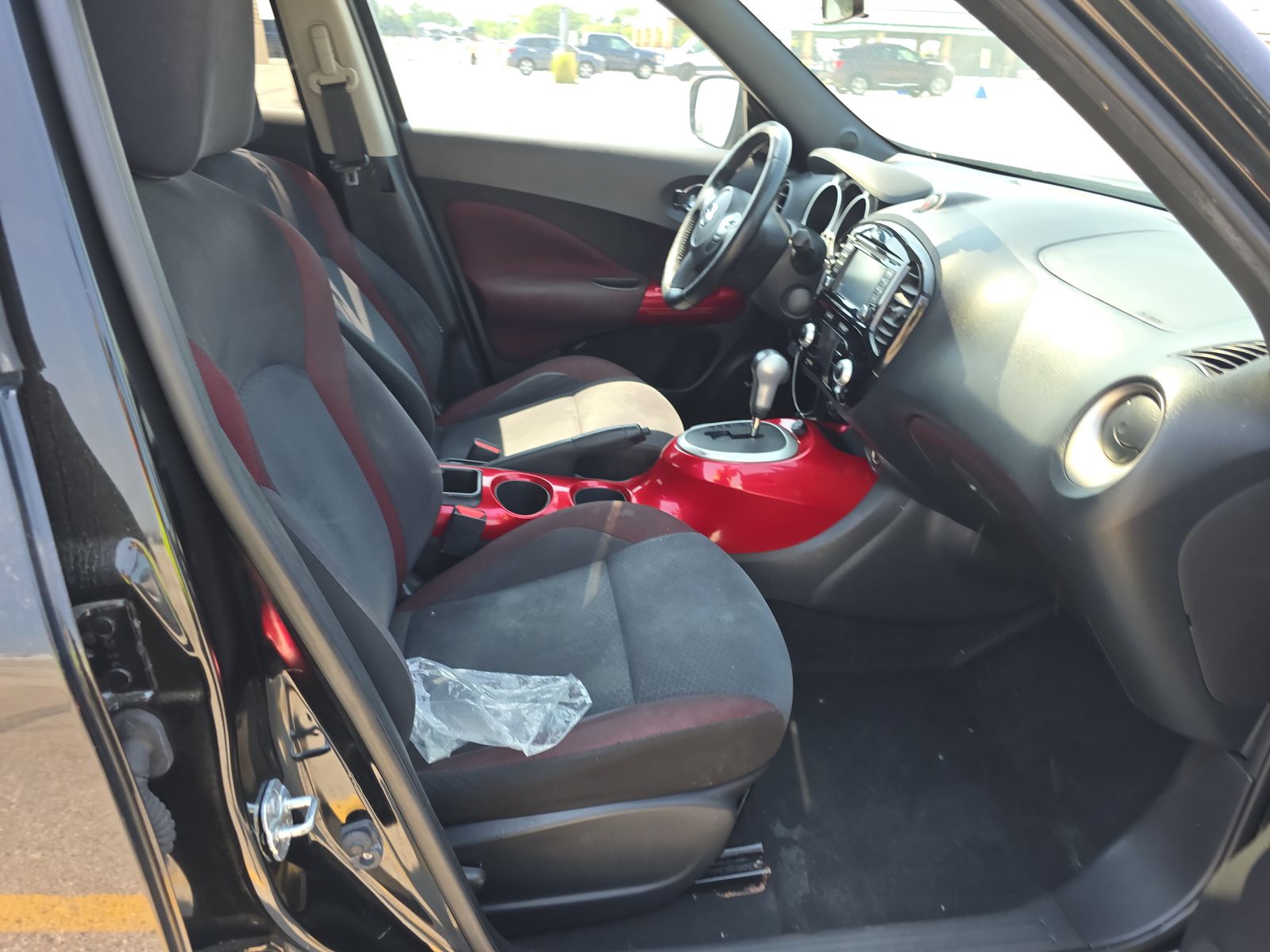 2016 Nissan JUKE SV FWD