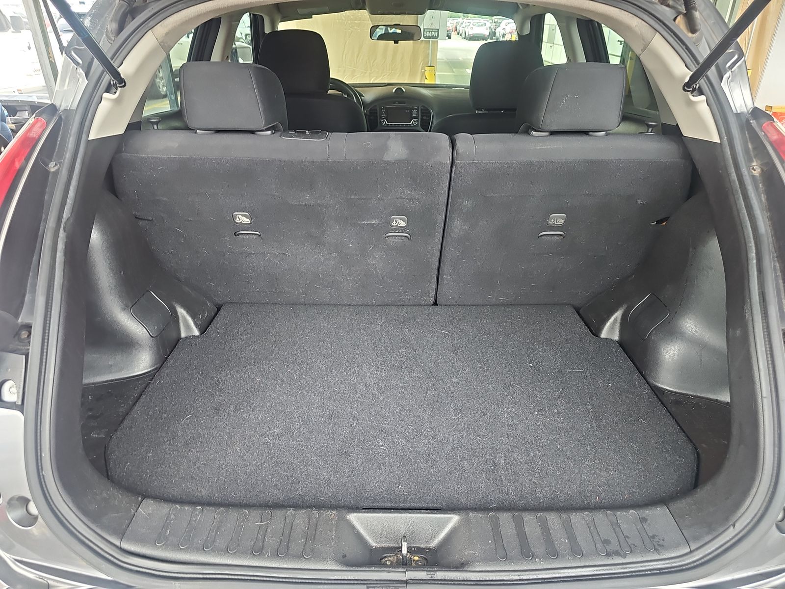 2017 Nissan JUKE S FWD