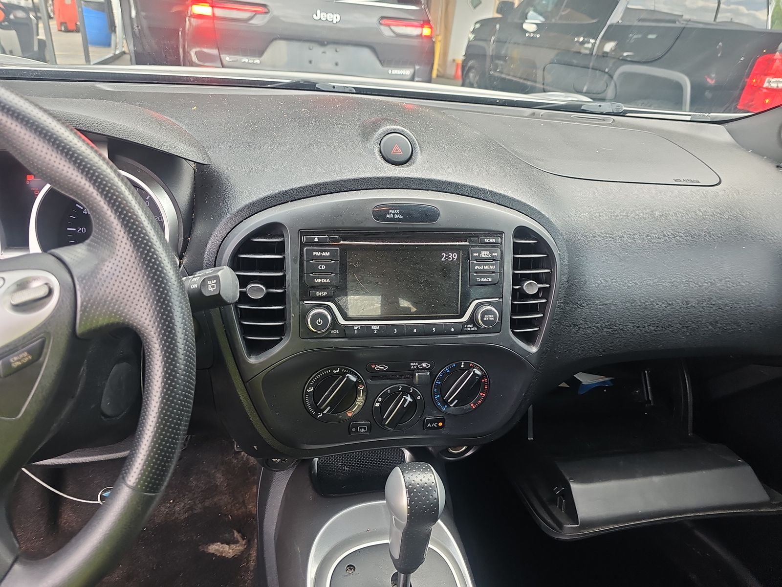 2017 Nissan JUKE S FWD