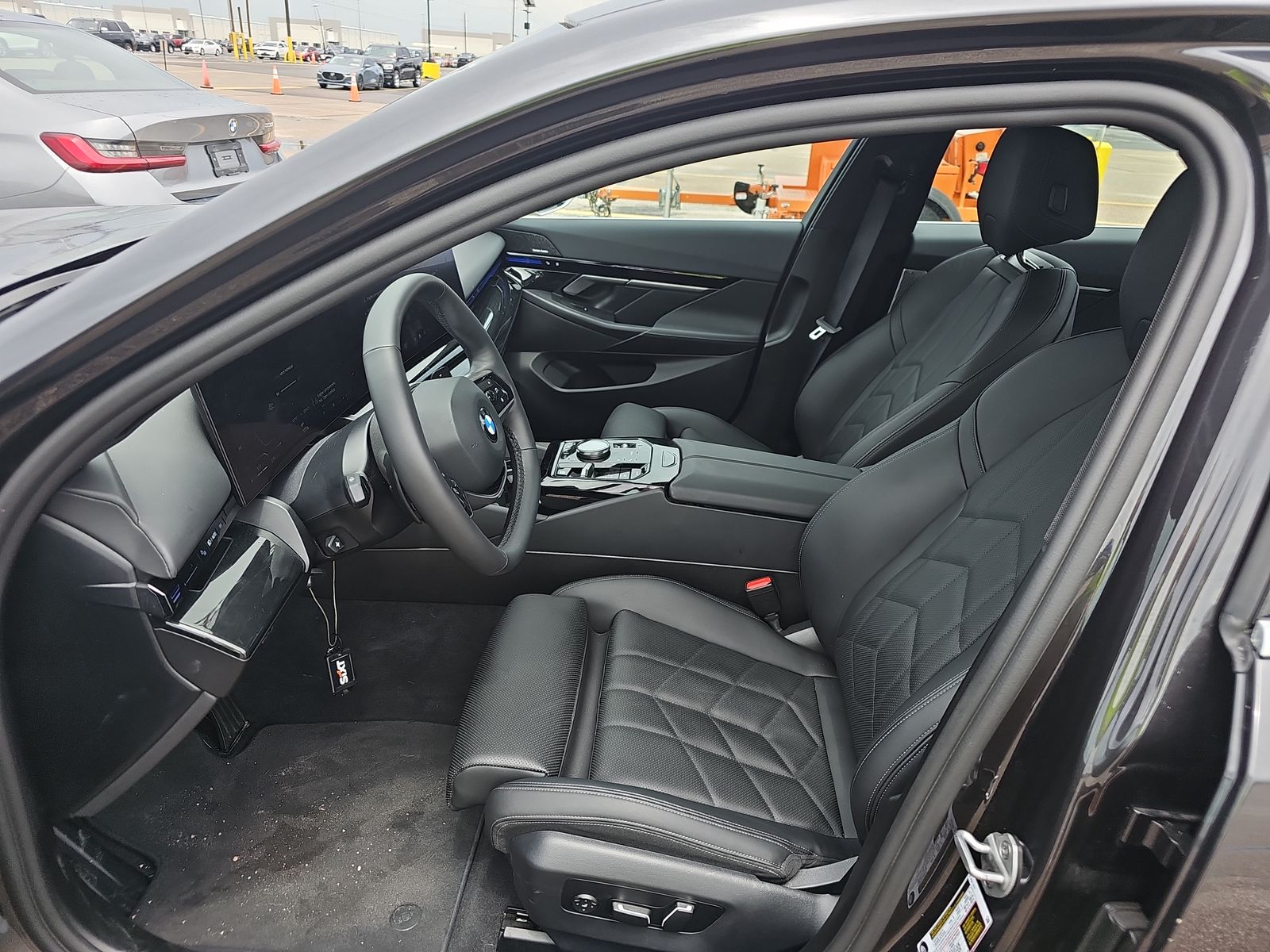 2025 BMW 5 Series 530i RWD