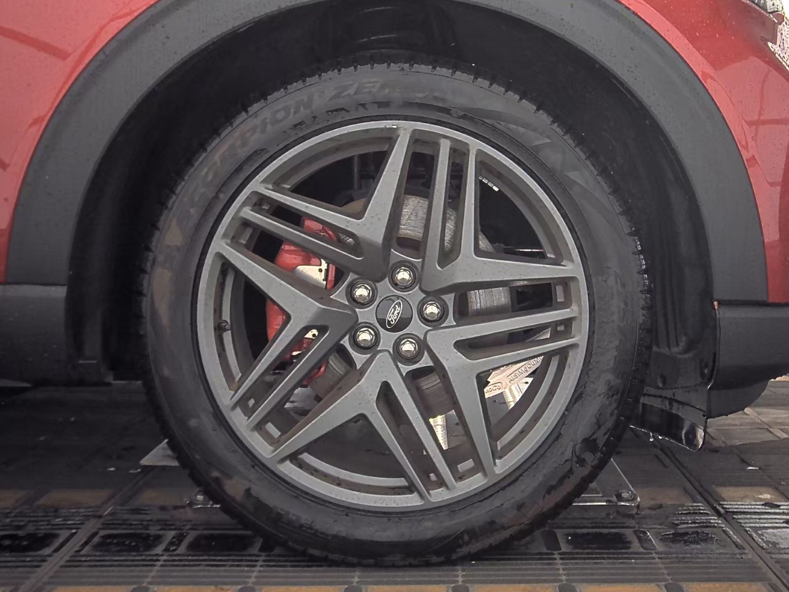 2025 Ford Explorer ST AWD