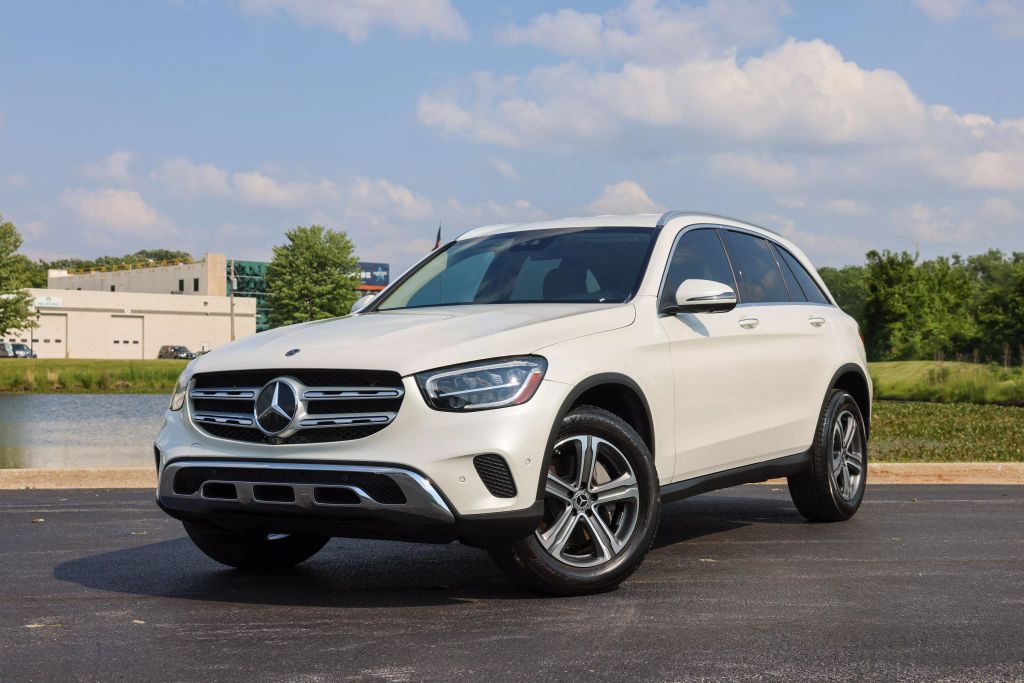 2022 Mercedes-Benz GLC 300