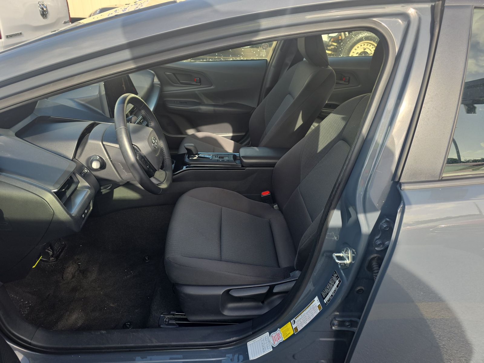 2024 Toyota Prius LE FWD