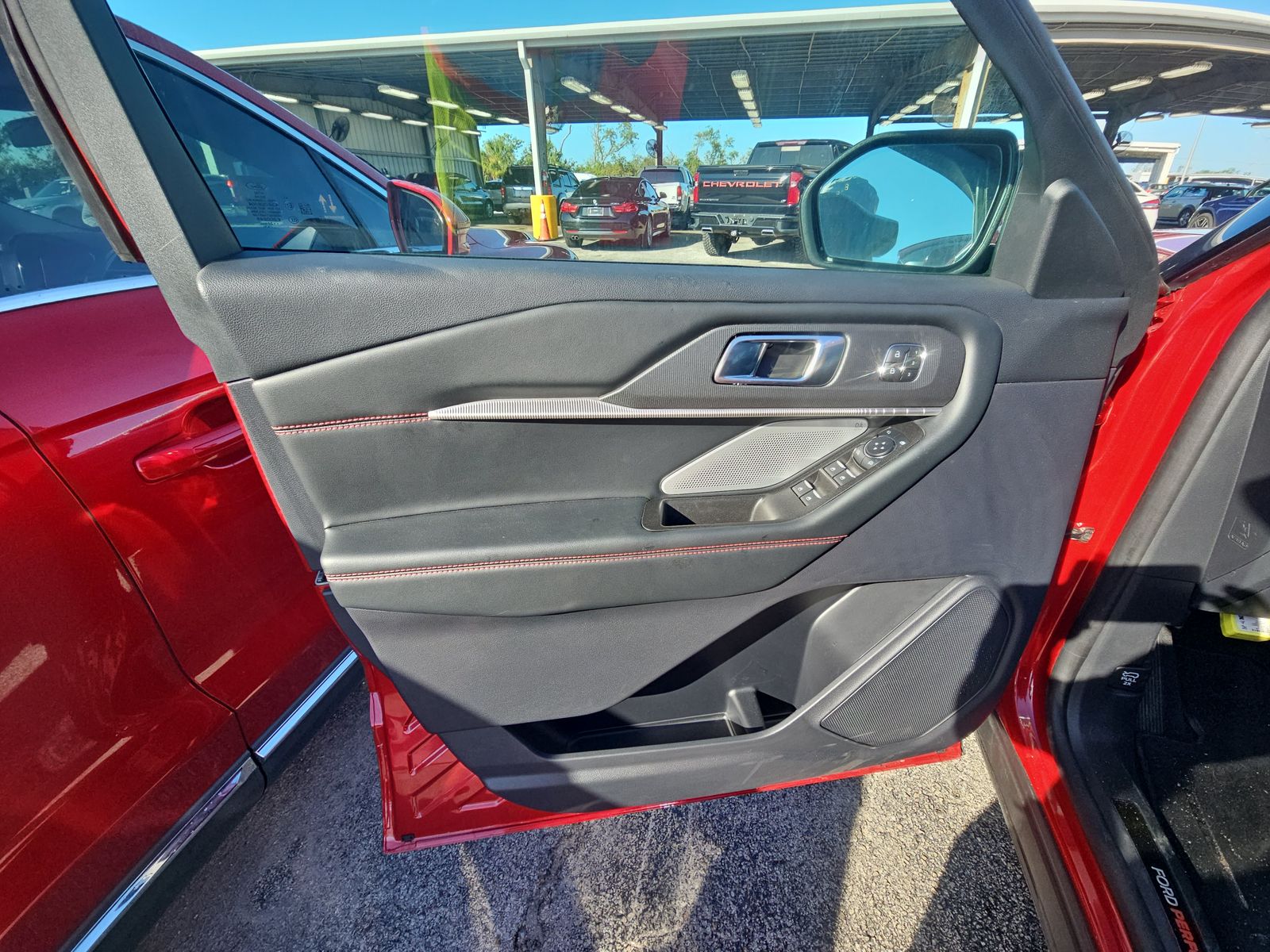 2025 Ford Explorer ST AWD