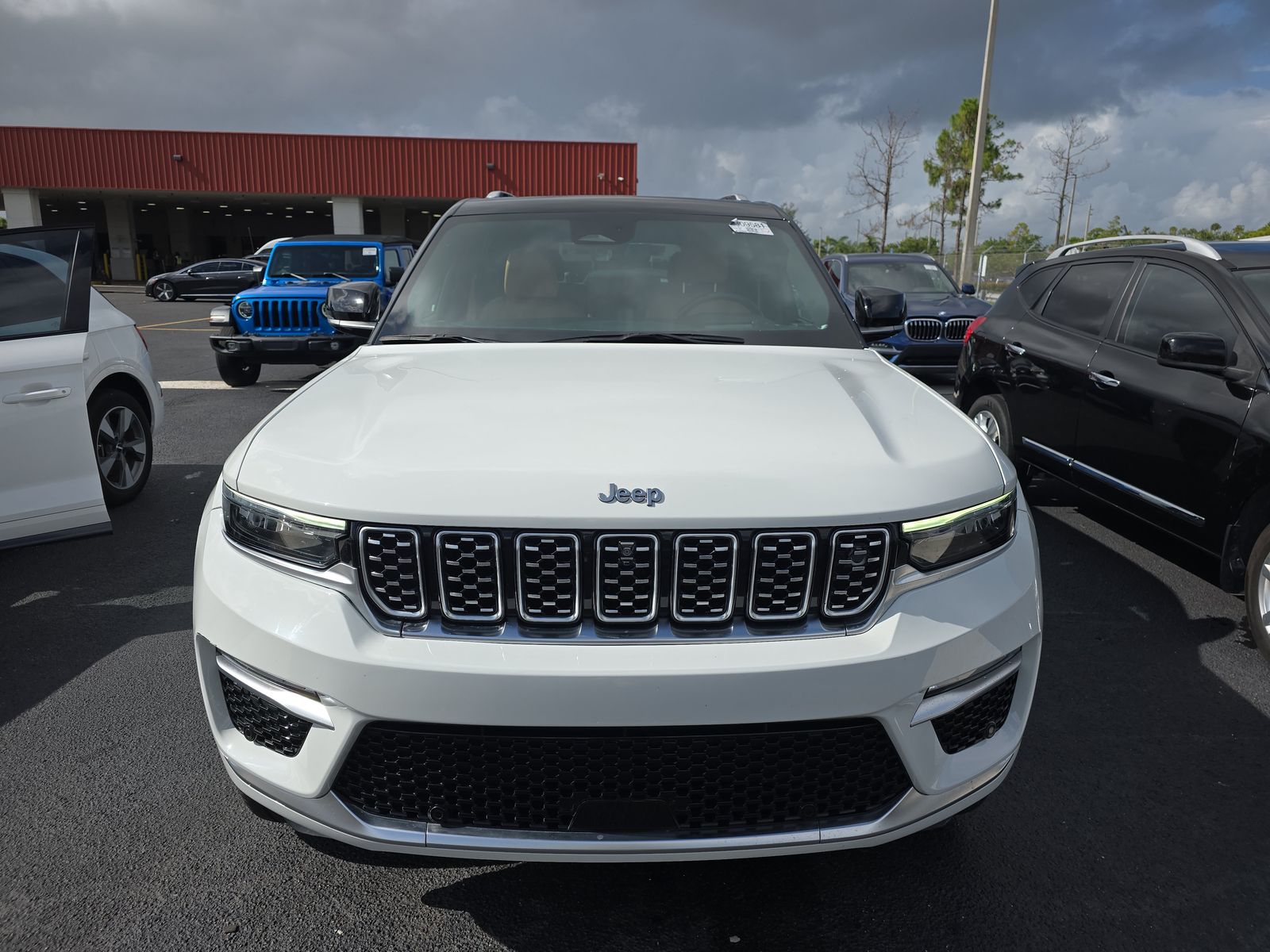 2022 Jeep Grand Cherokee Summit Reserve AWD