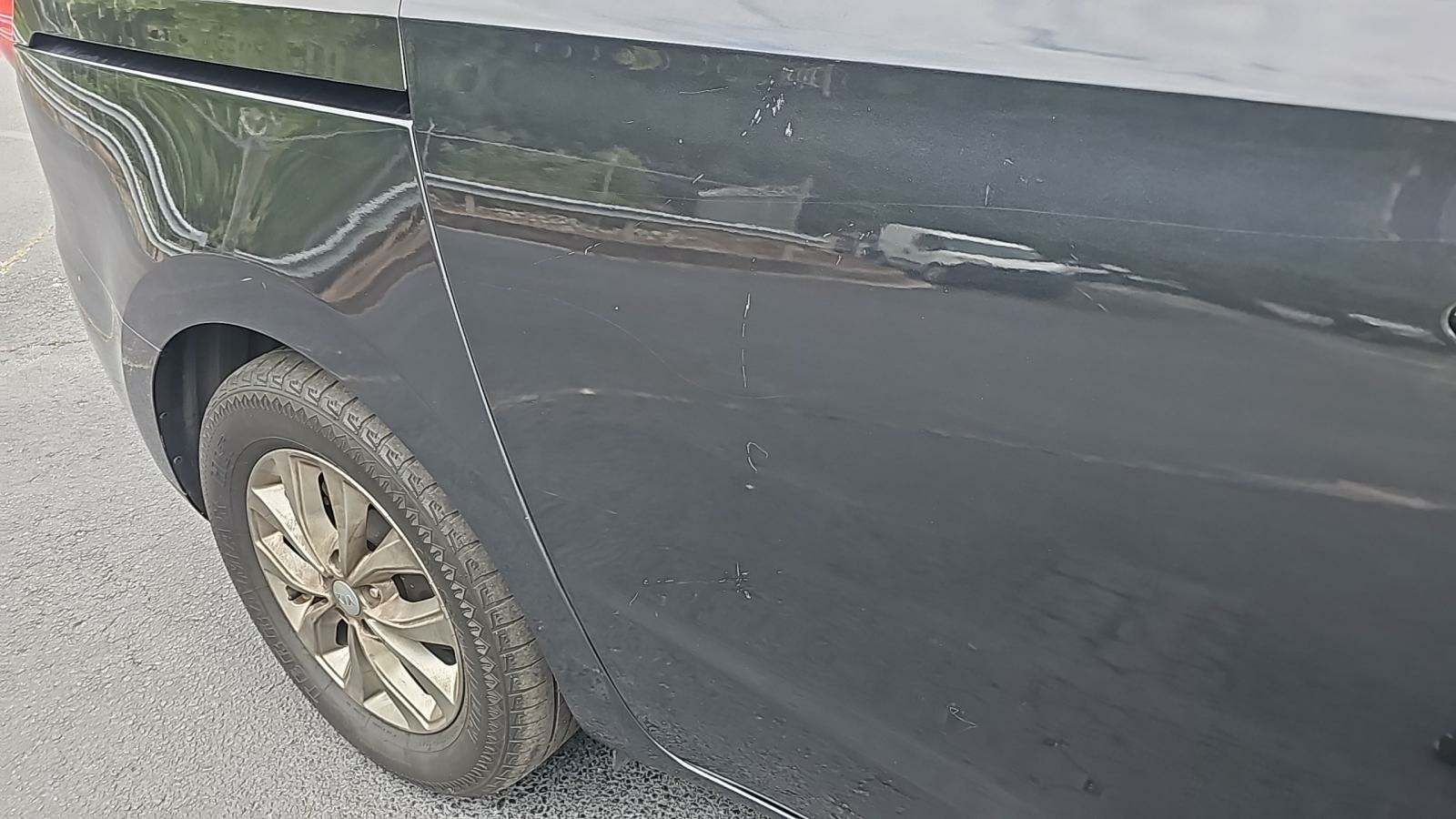 2019 Kia Sedona LX FWD