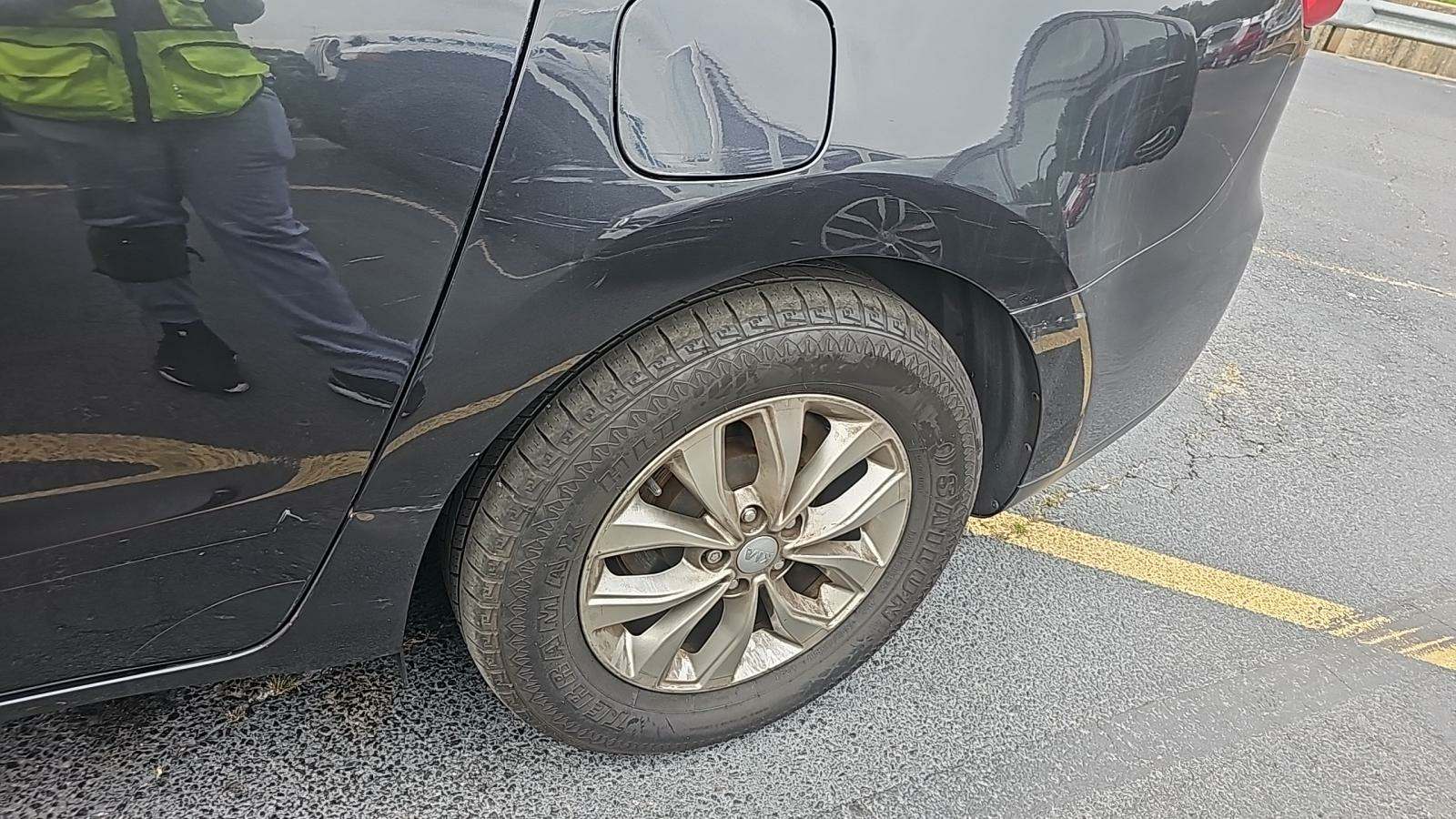 2019 Kia Sedona LX FWD