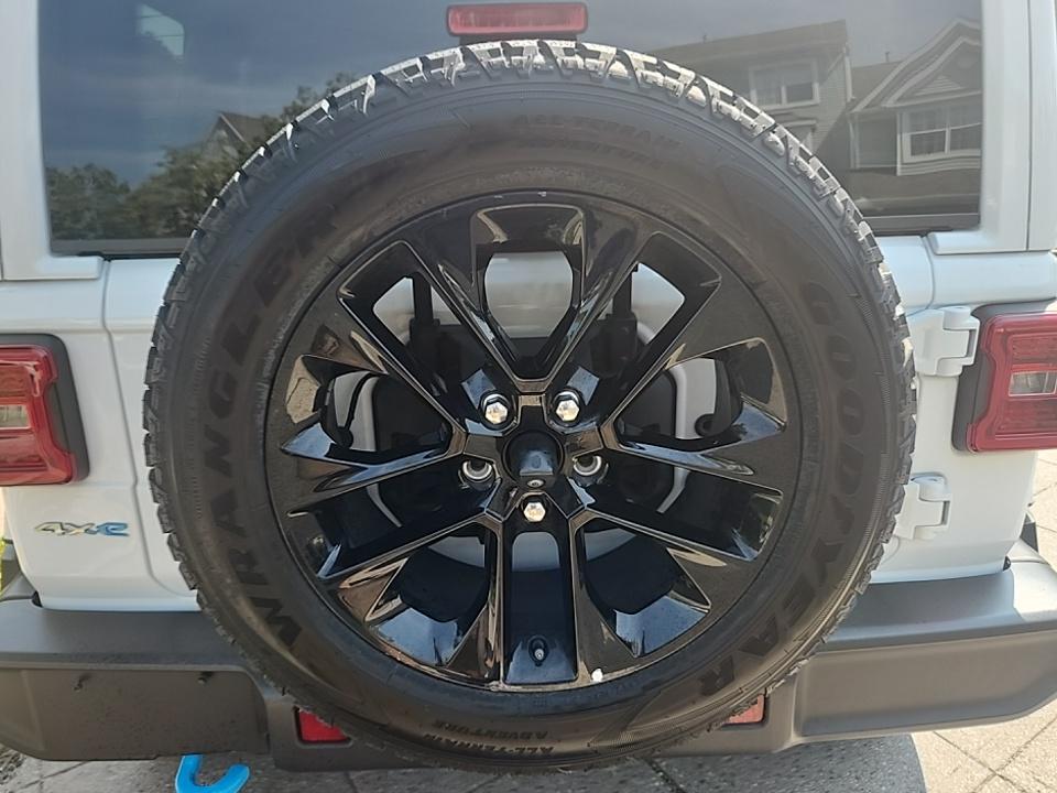 2024 Jeep Wrangler 4xe Sahara AWD