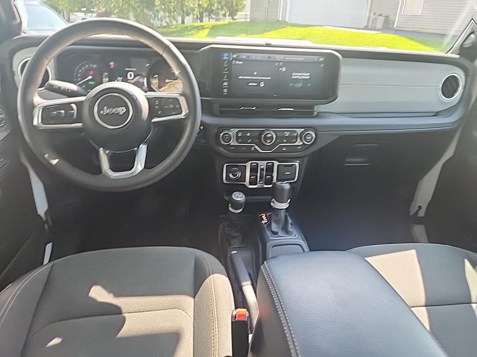 2024 Jeep Wrangler 4xe Sahara AWD