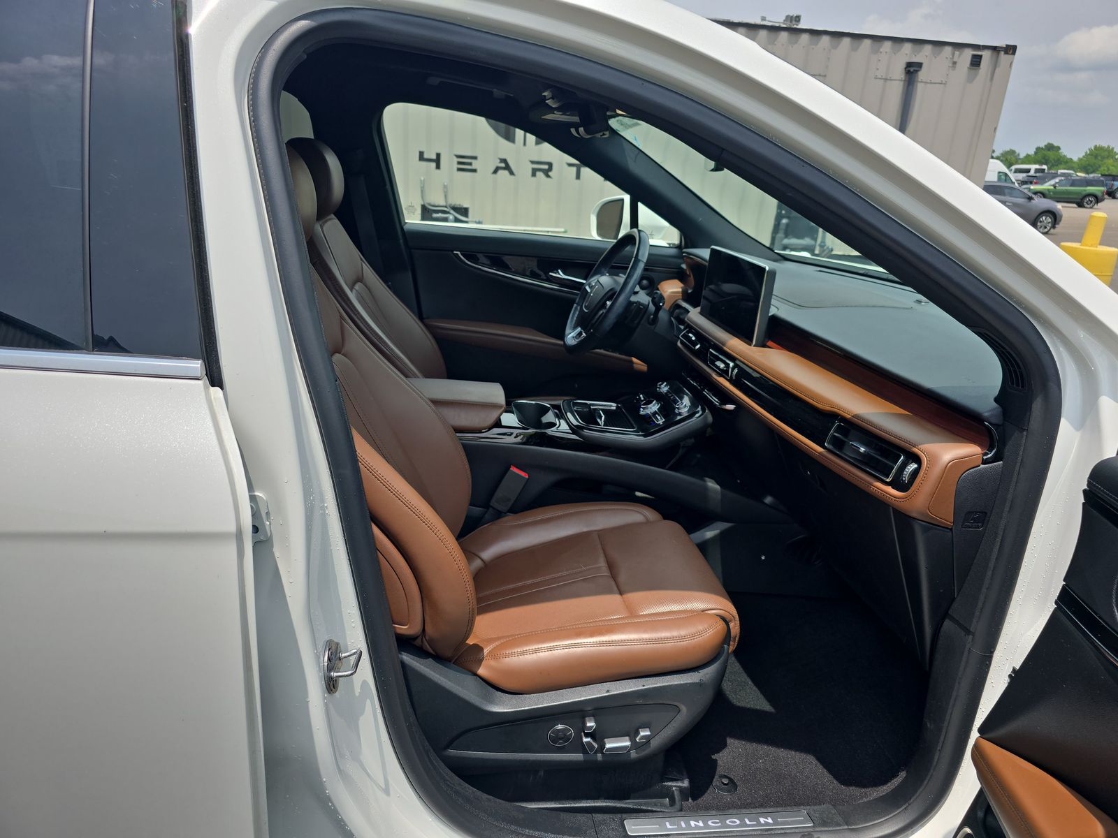 2023 Lincoln Nautilus Reserve FWD