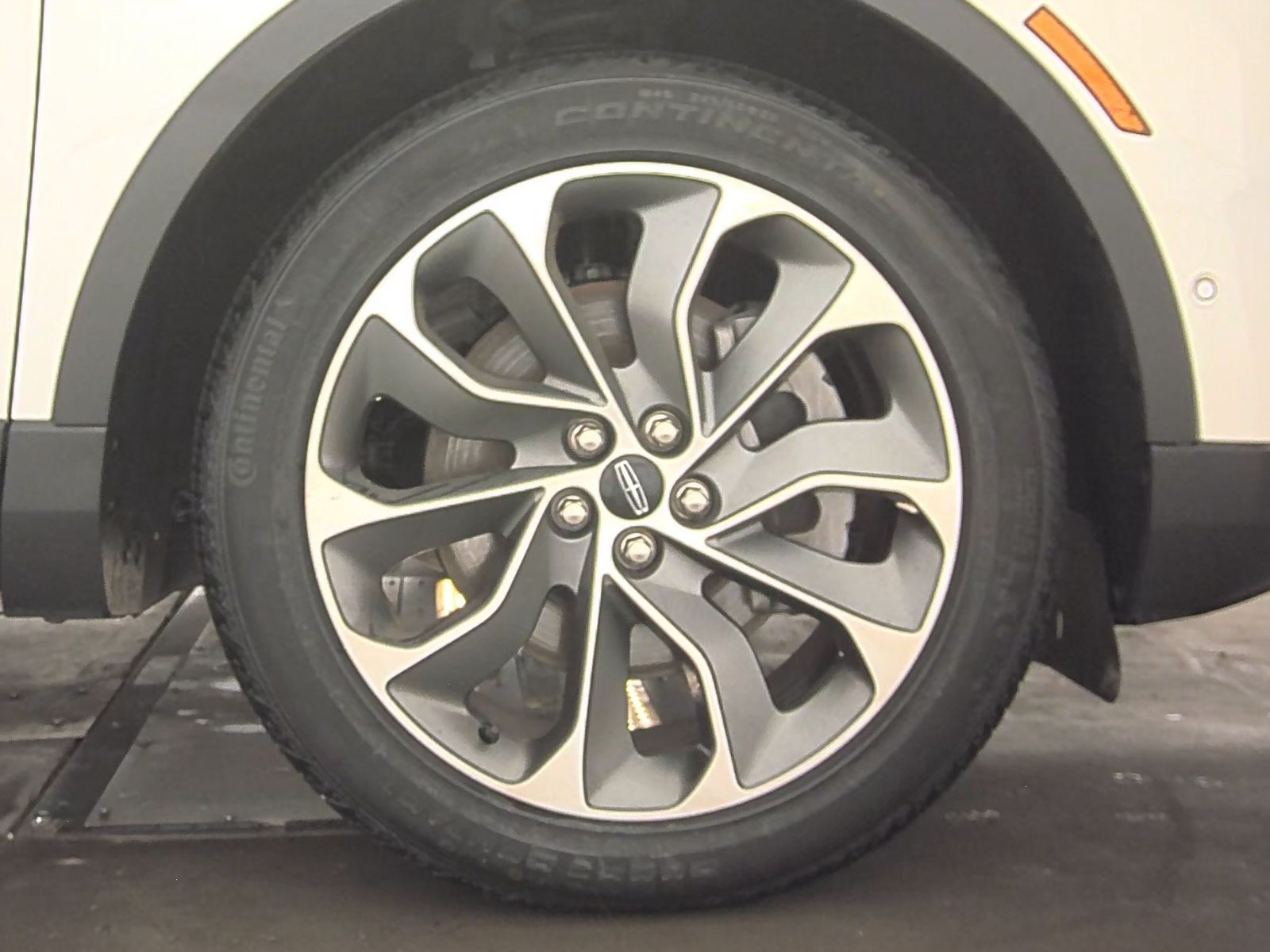 2023 Lincoln Nautilus Reserve FWD
