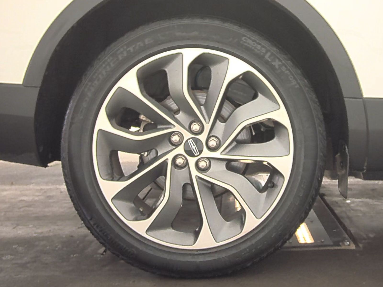 2023 Lincoln Nautilus Reserve FWD
