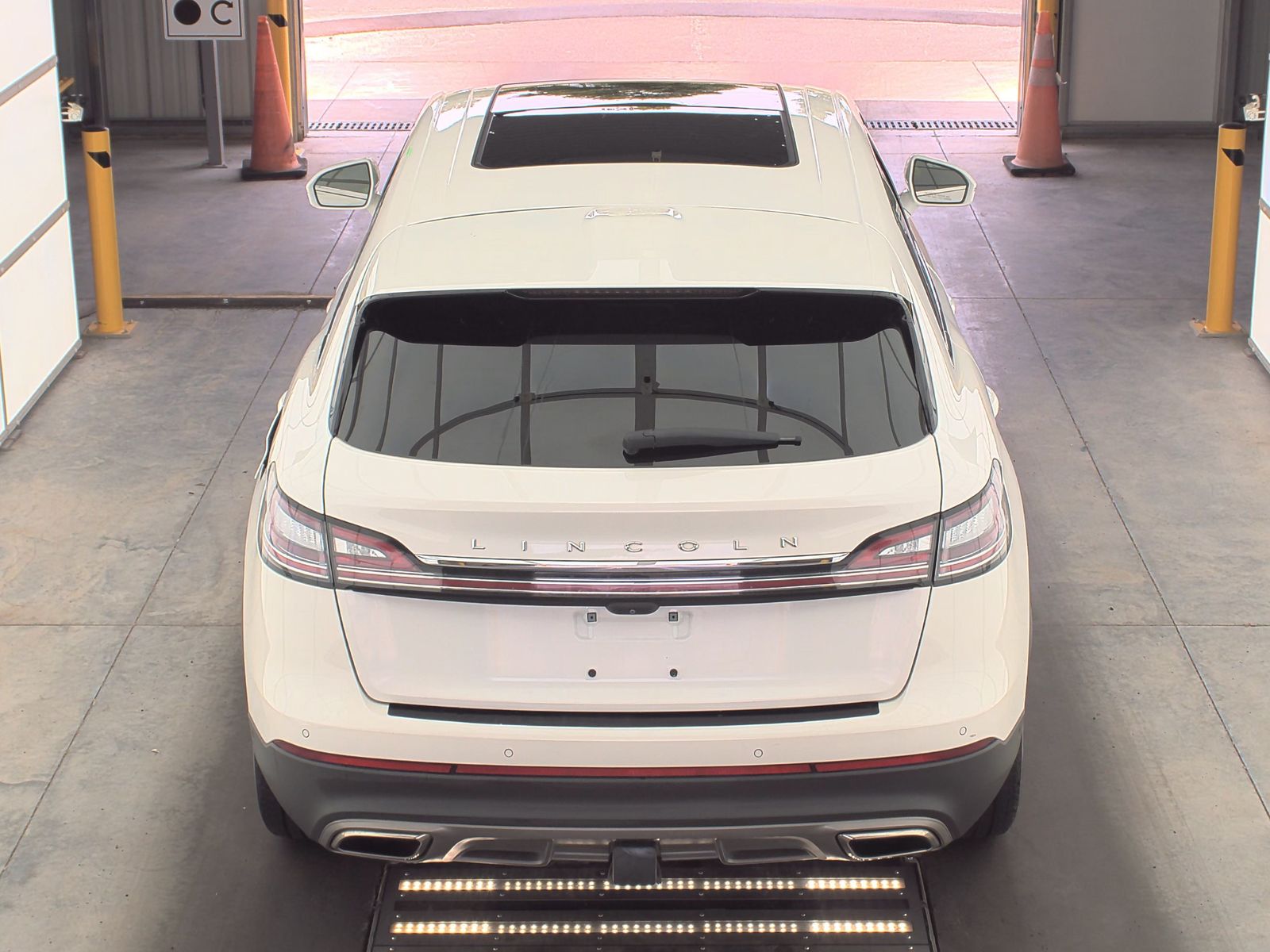 2023 Lincoln Nautilus Reserve FWD