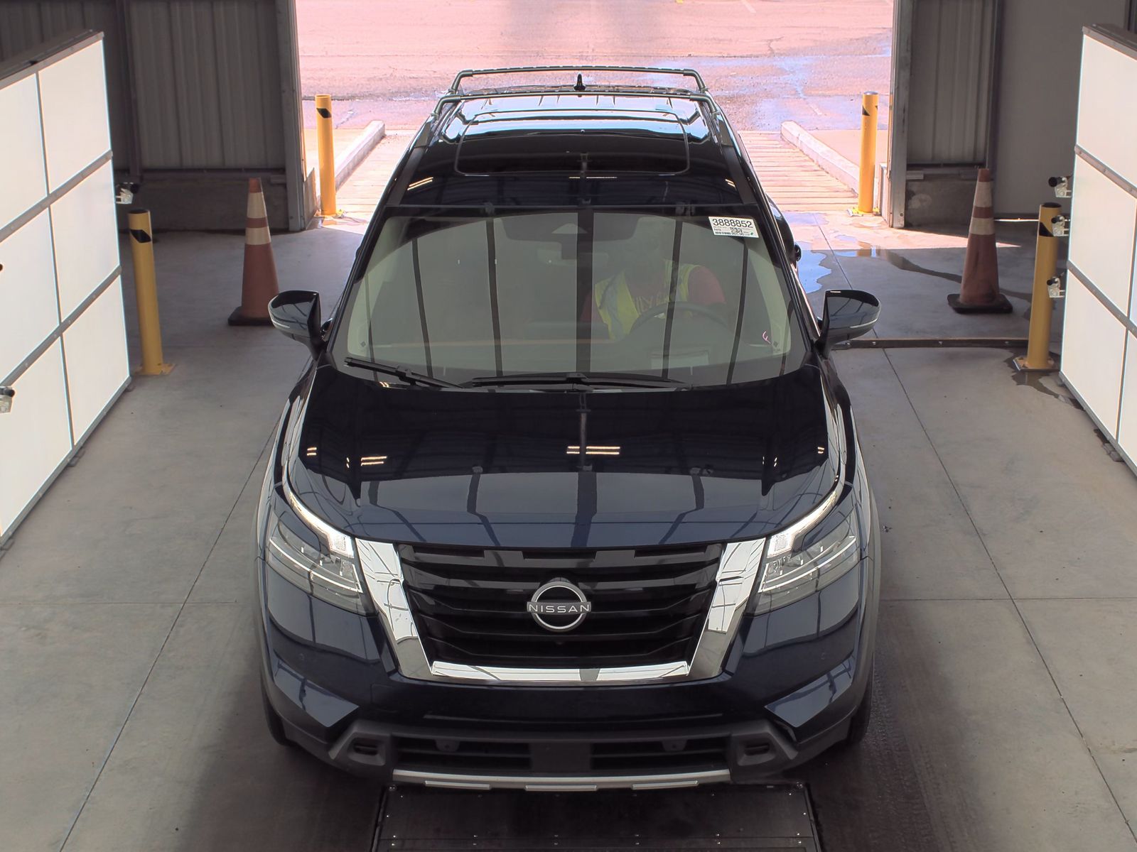 2024 Nissan Pathfinder Platinum FWD