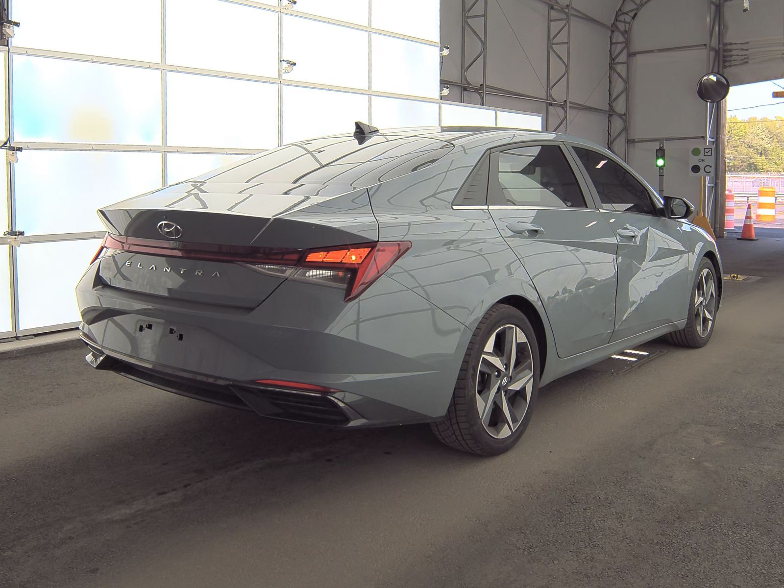 2021 Hyundai Elantra SEL FWD