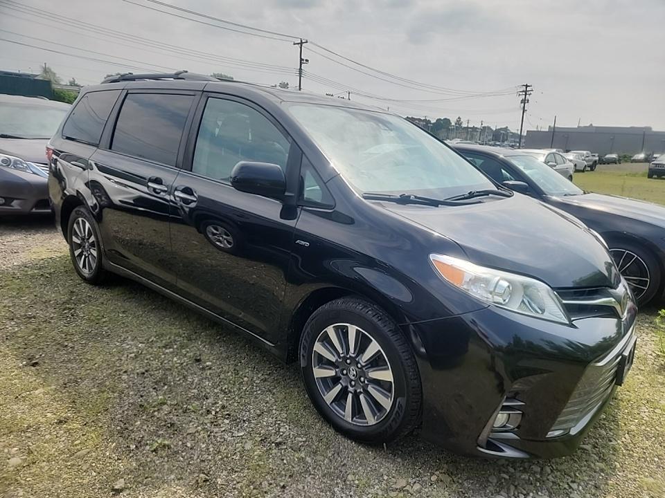 2018 Toyota Sienna XLE AWD