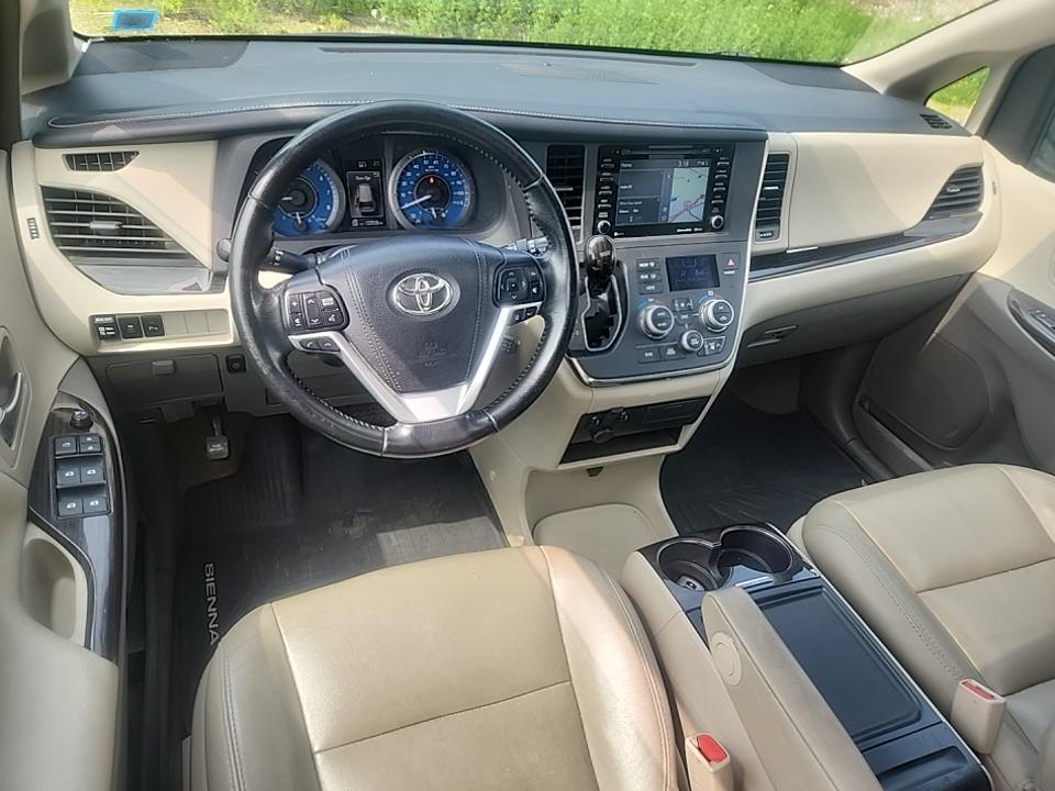 2018 Toyota Sienna XLE AWD