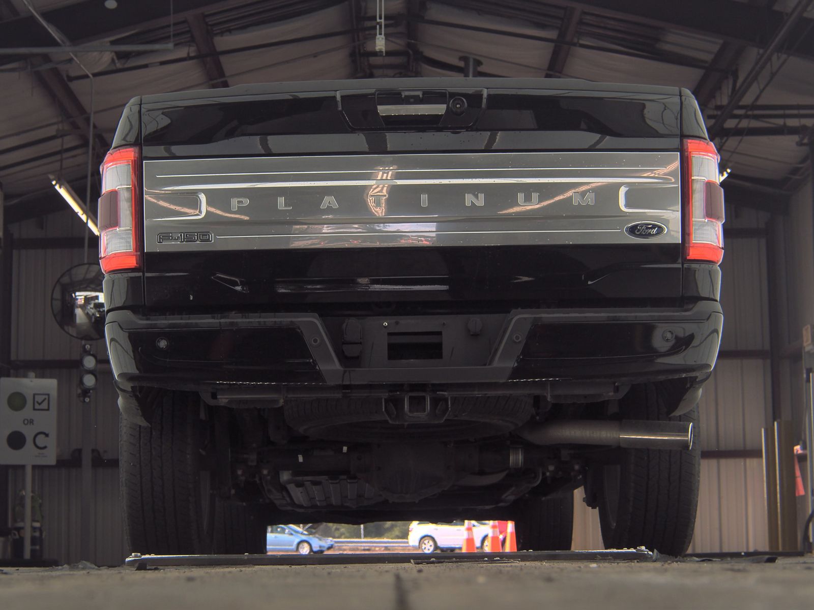 2022 Ford F-150 Hybrid Platinum AWD